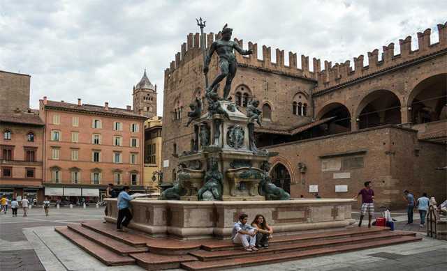 世界上最古老的大学排名:哈佛未进榜,第一是所清真寺