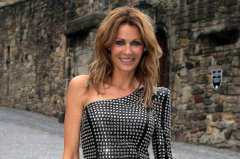 英国最富有的女人 生日礼物是一亿英镑游